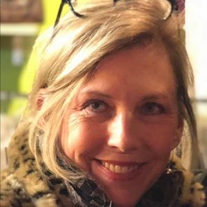 Meet your Posher, Julia